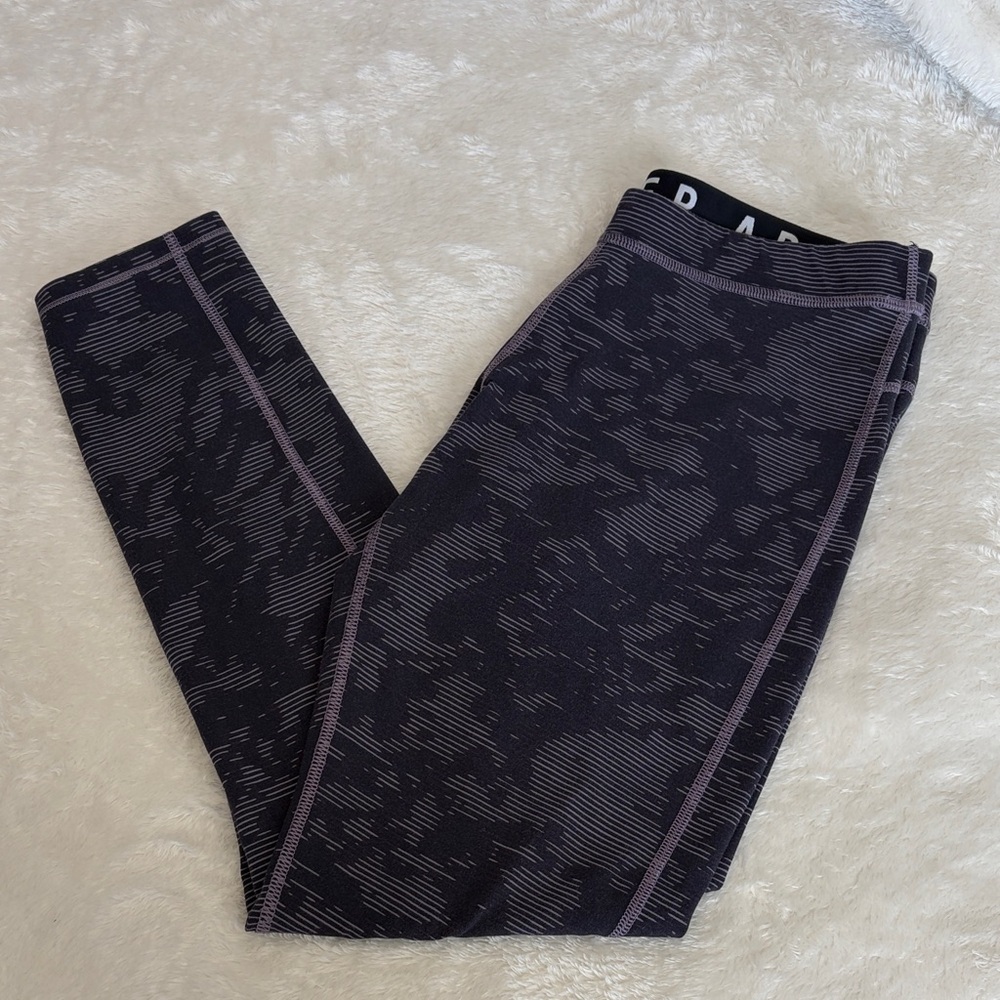Under Armour Women’s  Black and Purple Leggings | Size L